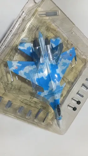 Sukhoi flanker 1:72 su35
