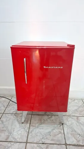 Frigobar Brastemp Retrô 76 Litros Vermelho - Classic Red