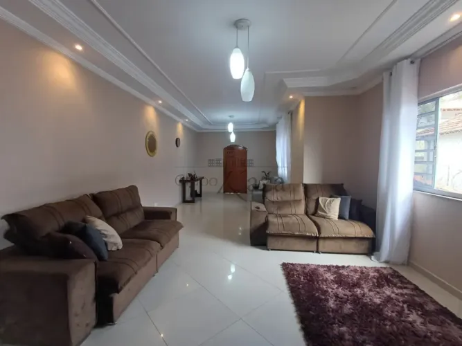 Oportunidade - Casa - Vila Maria - 3 Dormitórios - 310m² - Estuda permuta em geral.