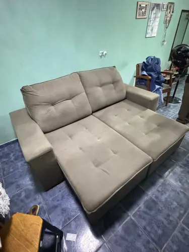 Vender um sofá retrátil de 2lugares seminovo