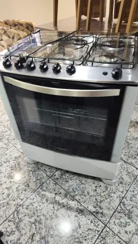 Fogão Eletrolux 6 bocas