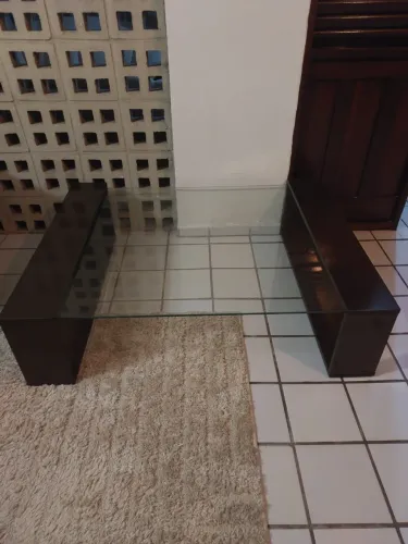 CENTRO DE SALA em perfeito estado