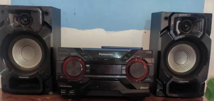Som Panasonic via bluetooth