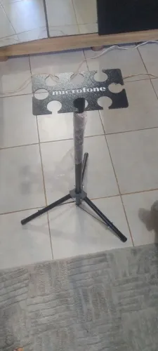 Vendo suporte de microfone para 8 microfone