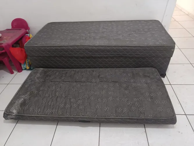 Cama box baú + cama auxiliar solteiro
