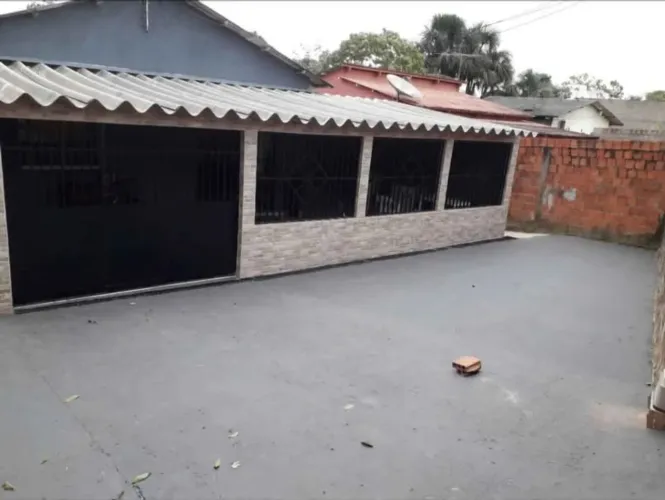 Casa próximo ao shopping e havan