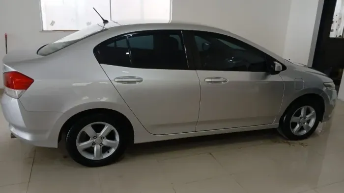 Honda City Sedan LX 1.5 Flex 16V 4P Mec. 2010