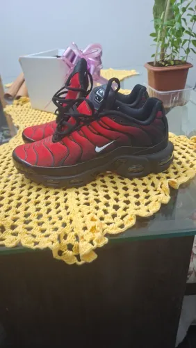 Nike TN Deadpool - Nunca Usado - Tam. 38