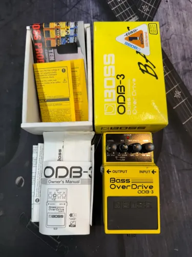 Pedal de baixo Boss ODB3