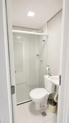 Apartamento mobiliado, com 117 metros quadrados, com 4 quartos um é suíte no Aleixo - Mana