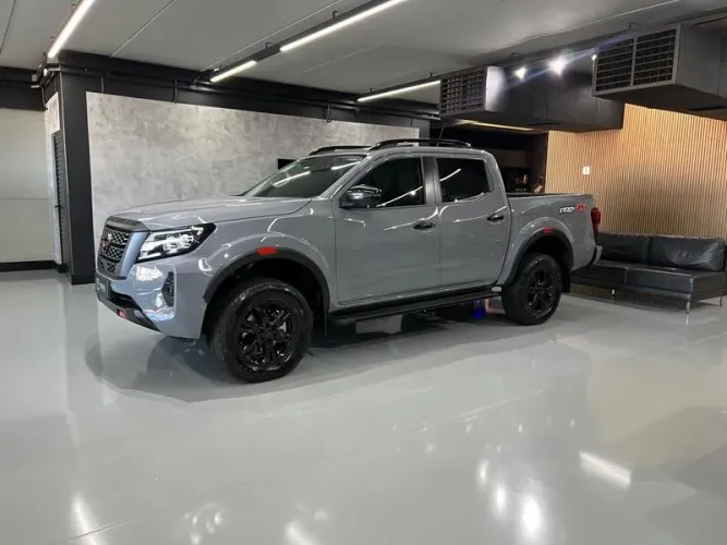 Nissan Frontier Pro4x CD 4X4 2.3 Bi-TB Die. AUT 2026