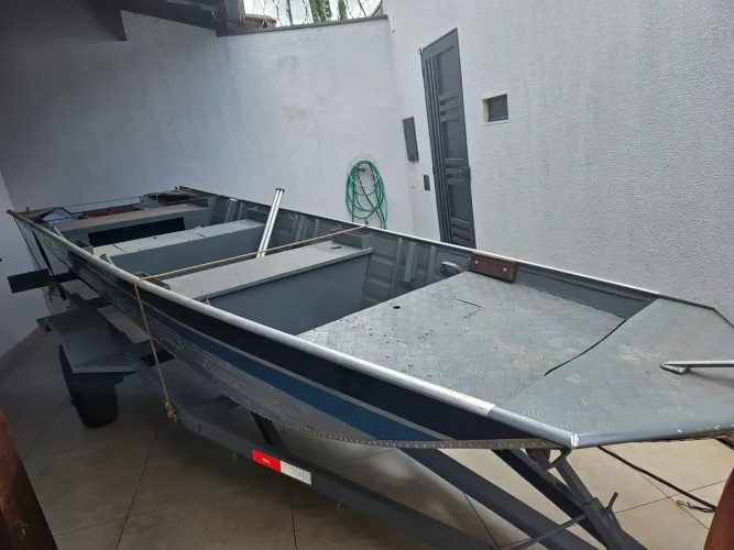 Conjunto Barco, Motor e Carretinha