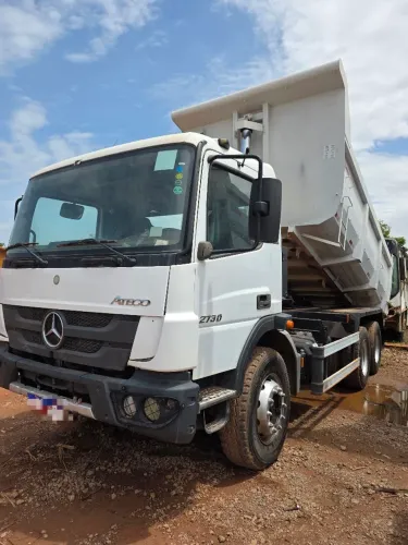 Mercedes Benz Atego 2730 6x4 caçamba rossetti facchinni