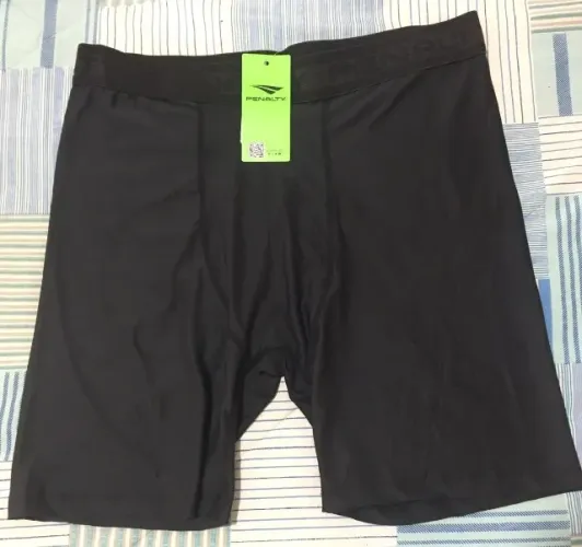 Bermuda Térmica Penalty Skin 178 Preta - Tamanho GG - NOVA