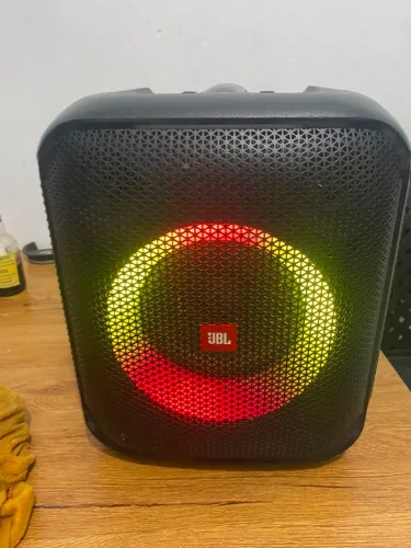 Caixa de Som JBL PartyBox Encore Essential Bluetooth - Excelente Estado - R$ 1.000