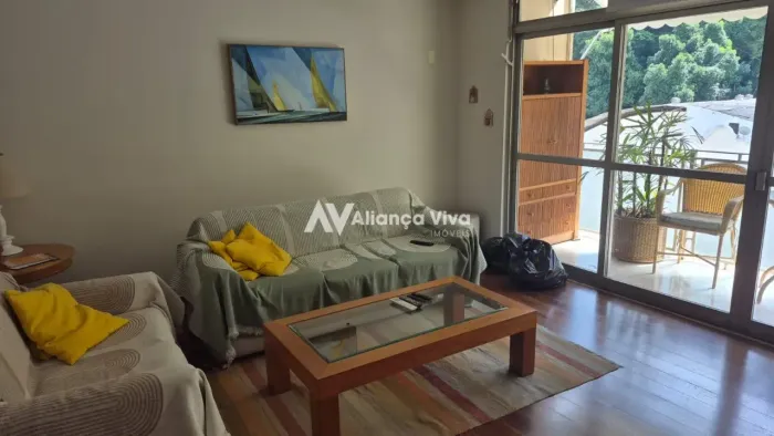 Cosme Velho | Apartamento 3 quartos, sendo 1 suite
