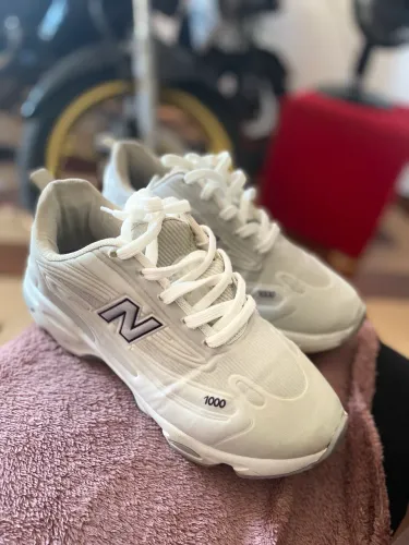 Tenis seminovo