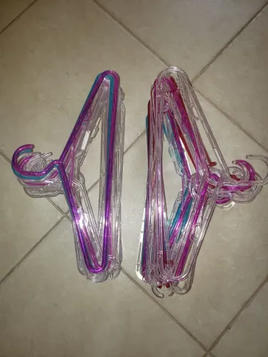 40 cabides de acrílico