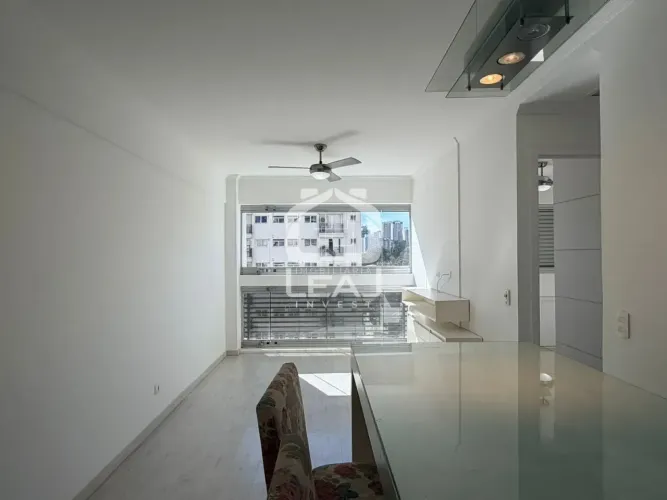 Apartamento Mobiliado de 57m² para locação com 2 quartos sendo 1 suíte e 1 vaga de garagem