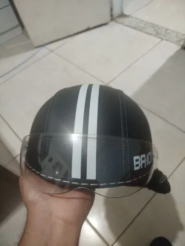 Capacete para scooter elétrica