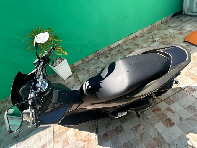 Moto de mulher, Pcx segundo dono, 2017 