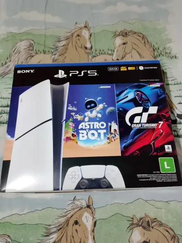PS5 Slim Com 2 Controles + EA FC 26