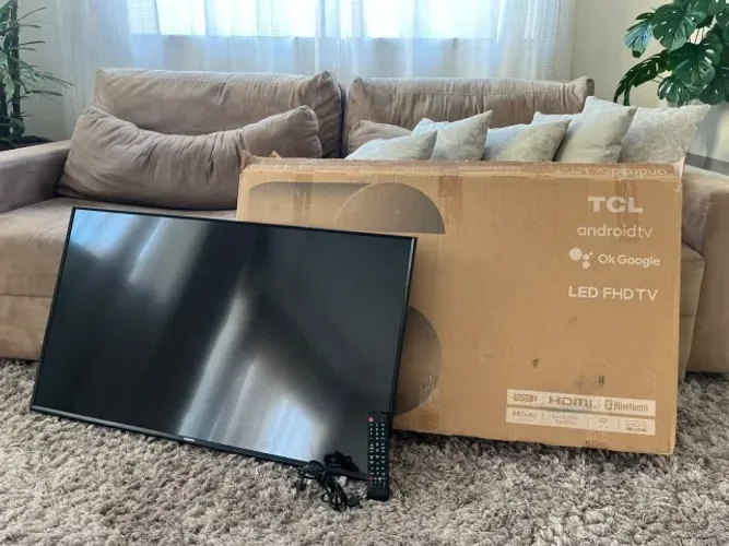 Tv Sansung Smart 40 polegadas(Com defeito na tela)