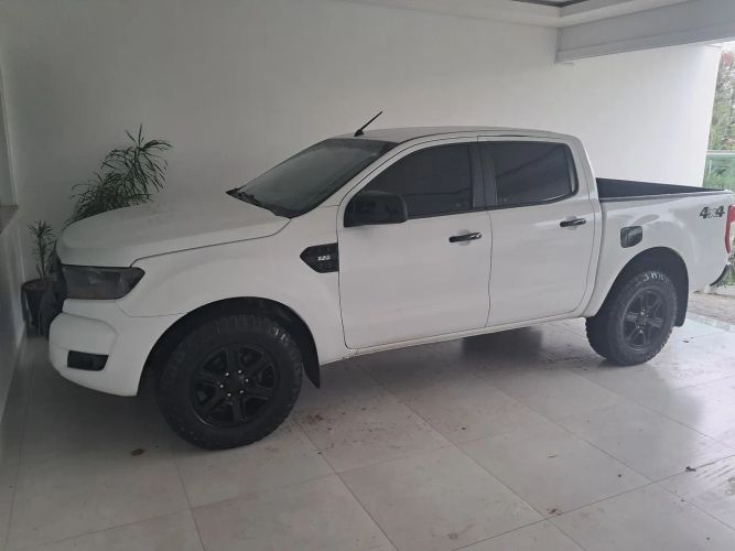 Imagem de Ford Ranger XLS 2.2 4X4 CD Diesel Mec. 2019
