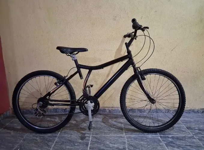 Bicicleta Aro 24 - Preta.