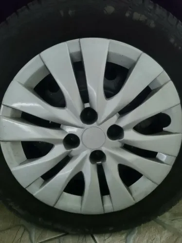 Calota aro 15 Toyota yaris