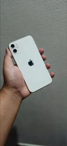 iPhone 11 - 64GB, Branco (Todo Original)