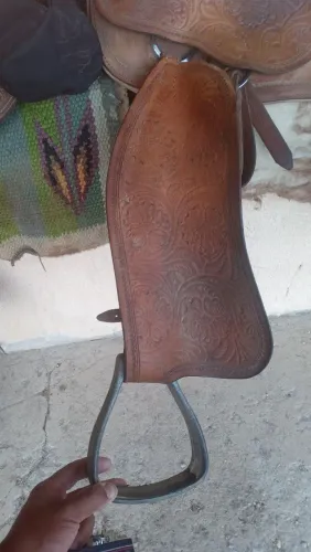 Paralama com estribo