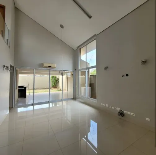 Alugo Casa Alto Padrão direto proprietário