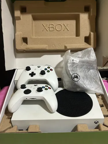 Séries S 2 controles branco