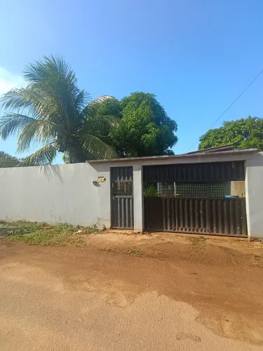 Casa a venda em Candeias do Jamari