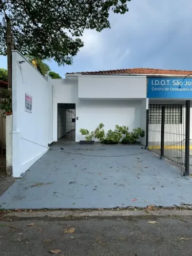 Sala Comercial para aluguel, 130m2 na Vila Rubi - São José dos Campos - SP