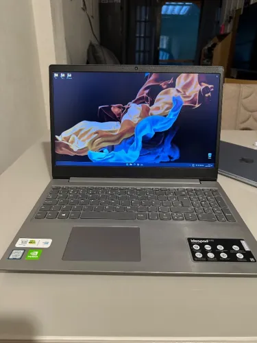 Notebook Lenovo IdeaPad S145 | SSD+HD e 20GB de RAM | Placa de Vídeo de 2GB