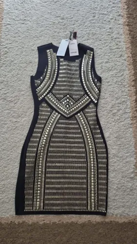 Vestido lança perfume