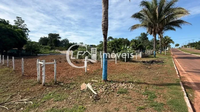 Terreno à venda no Centro de Dois Irmãos do Buriti-MS com 800,00 m² de área!