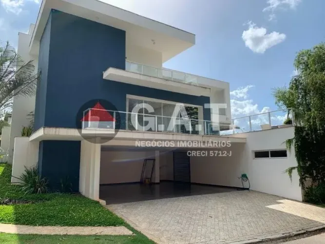 CASA EM CONDOMÍNIO À VENDA NO BELVEDERE II - VOTORANTIM/SP