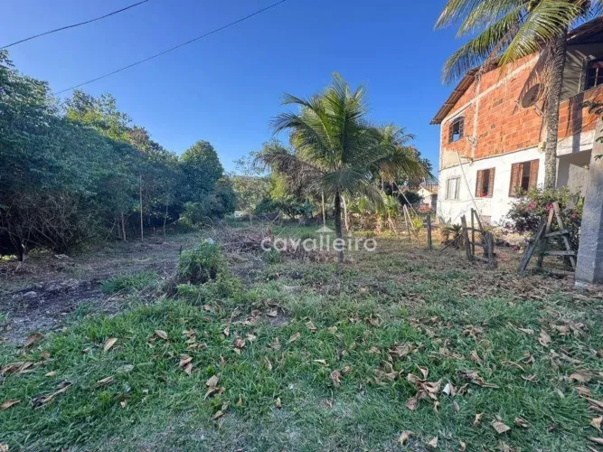 Terreno à venda, 525 m² por R$ 100.000,00 - Bambuí - Maricá/RJ