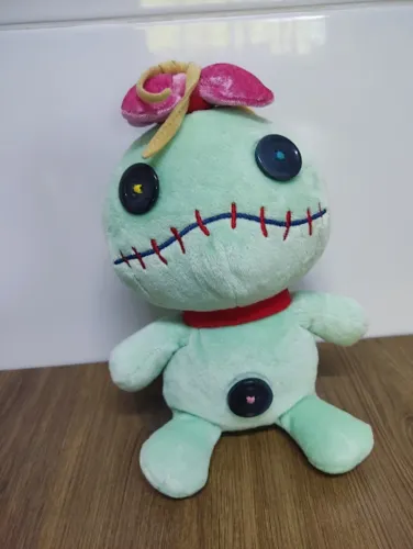 Pelucia Scrump Lilo And Stitch Trazido Do Japão 27 Cm Verde Piscina