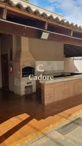 Apartamento à venda no Jardim Holanda com 2/4 e 01 vaga de garagem