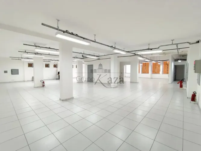 Prédio Comercial - Vila Madalena - 1464m².