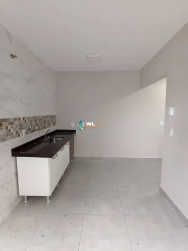 Apartamento com 3 dormitórios para alugar, 90 m² por R$ 3.000,00/mês - Vila Nova - Louveir