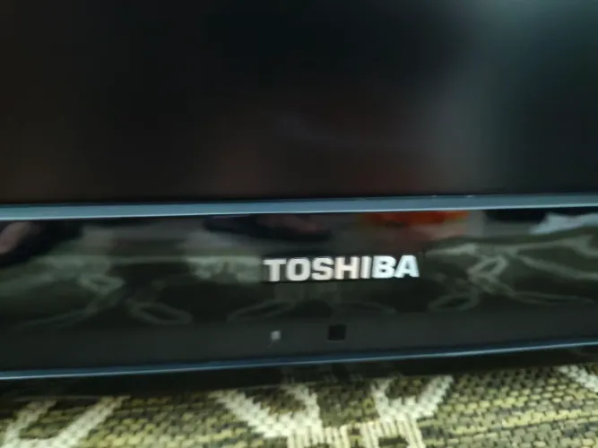 TV 42" Semp Toshiba Full HD (Modelo: 42XV550DA) - Ótimo Estado!