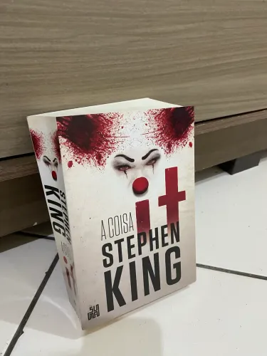 VENDO LIVRO IT A COISA
