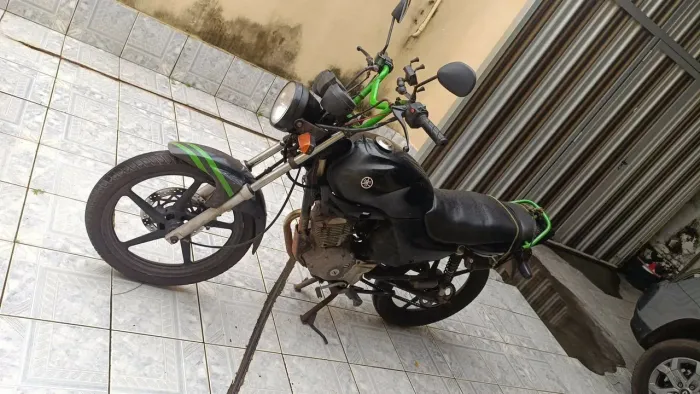 Troco em moto de maior cilindrada de 250cc pra cima