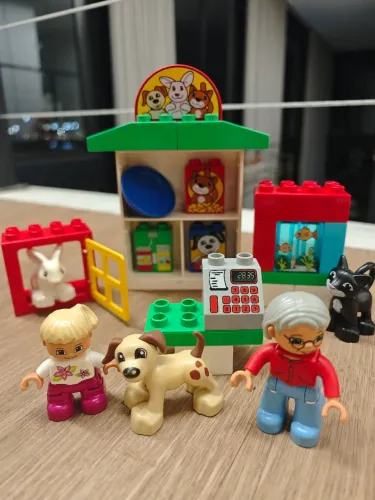 LEGO Duplo Pet Shop com Animais