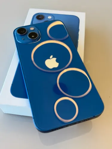 iPhone 13 128GB Azul